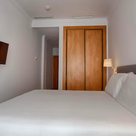 Otel Sercotel Tribuna 3*